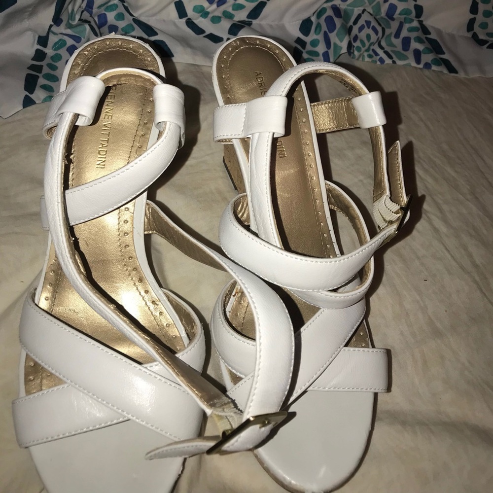👑Adrienne Vittadini Perfect Condition Wedges 👠